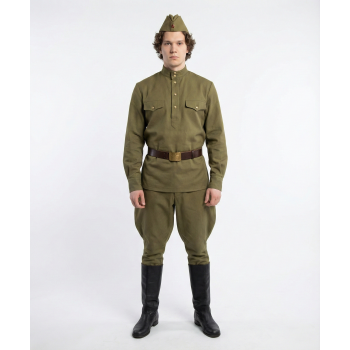 Военный мужской костюм